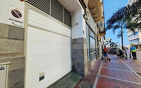 Las Canteras New 2 Bedrooms Flat At The Beach Parking Optional