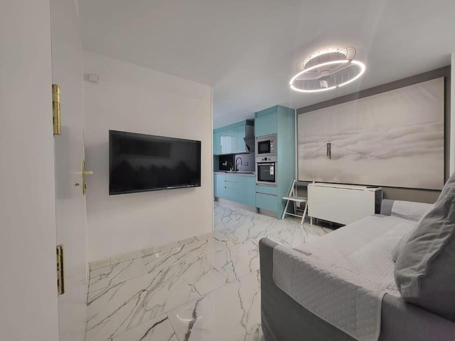 Las Canteras New 2 Bedrooms Flat At The Beach Parking Optional Las Palmas de Gran Canaria Esterno foto