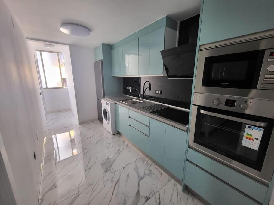 Las Canteras New 2 Bedrooms Flat At The Beach Parking Optional Las Palmas de Gran Canaria Esterno foto