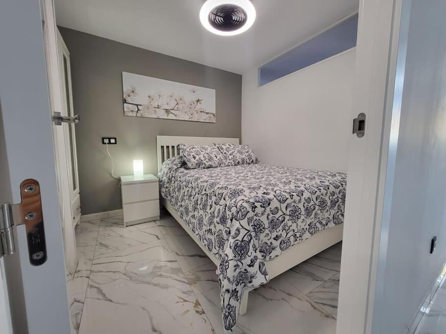 Las Canteras New 2 Bedrooms Flat At The Beach Parking Optional Las Palmas de Gran Canaria Esterno foto