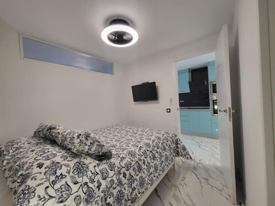 Las Canteras New 2 Bedrooms Flat At The Beach Parking Optional Las Palmas de Gran Canaria Esterno foto
